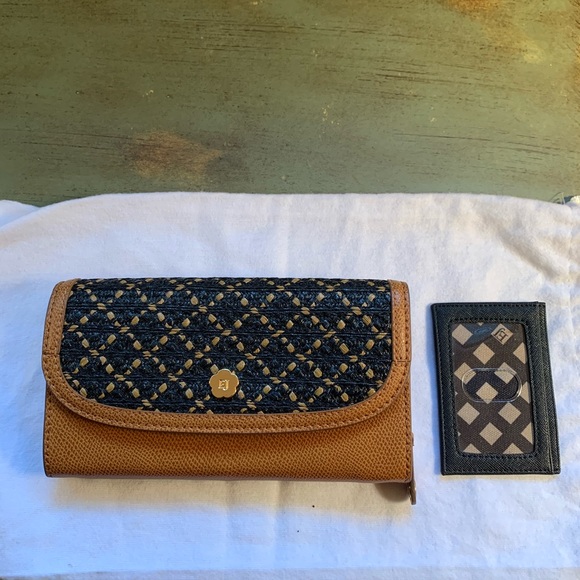 Brand new Eric Javits Wallet - Picture 5 of 5